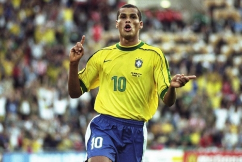 他习惯用精 他习惯用精