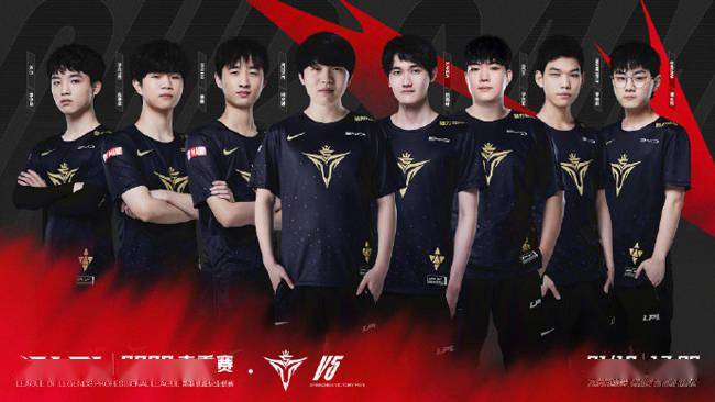 德和安東尼 德和安東尼