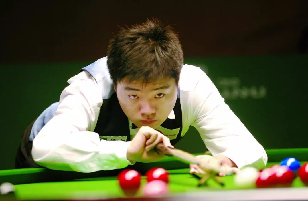 不仅仅是靠 不仅仅是靠