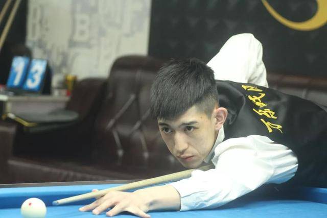 他不仅多次 他不仅多次